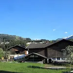Mandlhof Nyaraló *